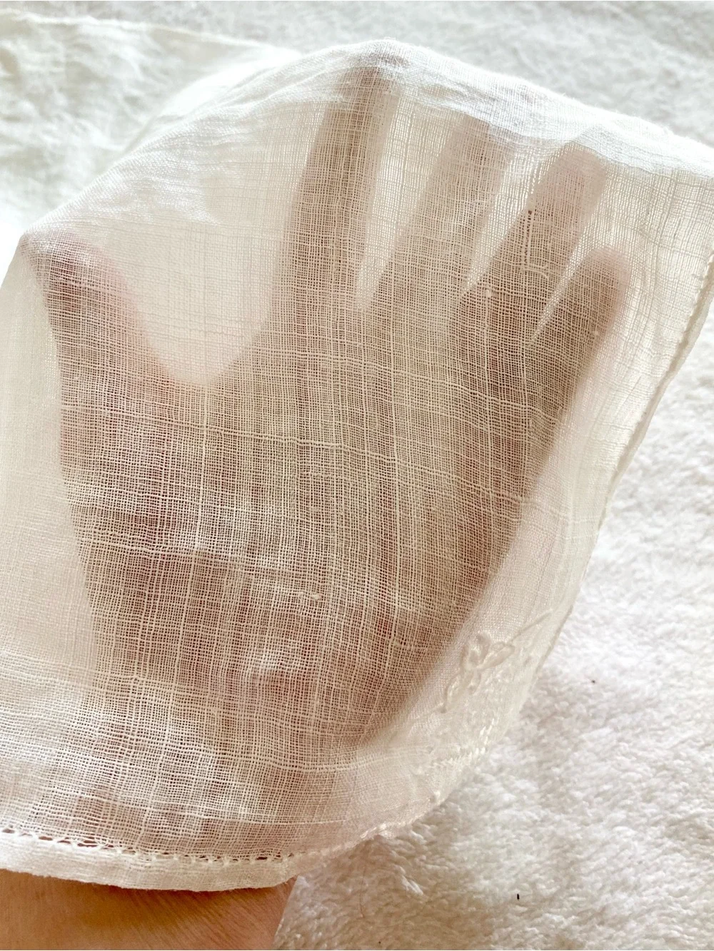 White Linen Embroidered Napkin set of four Vintage